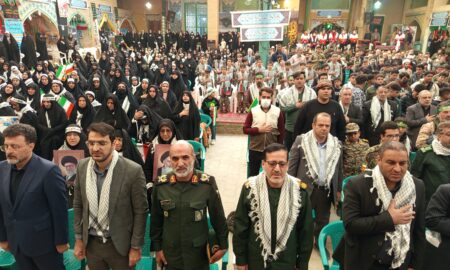 همایش اقتدار بسیجیان شهرستان نطنز در حسینیه مرکز شهر برگزار شد