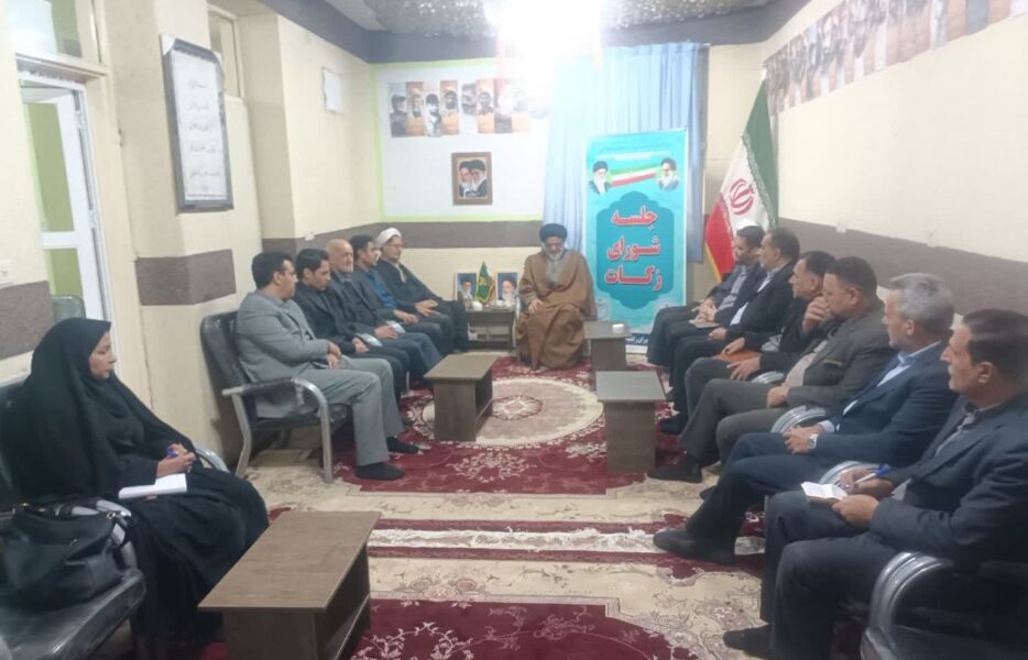 با حضور رئیس شورای زکات استان اصفهان جلسه زکات شهرستان نطنز در دفتر امام جمعه نطنز برگزار شد.