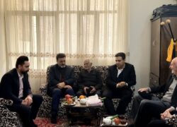 دیدار سرپرست فرمانداری نطنز با خانواده شهدا