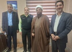 دیدار صمیمانه تولیت آقا علی عباس (ع) با فرمانده انتظامی نطنز