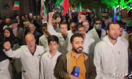 شکوه بیعت مردم نطنز در شب پنجاه و ششم