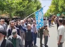 کاروان نمادین سیدالشهدا (ع) در روز عرفه در نطنز به حرکت درآمد