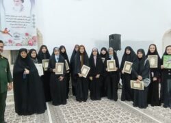 تجلیل از برگزیدگان کلام وحی؛ برگزاری محفل نورانی «انس با قرآن» در بخش امامزاده